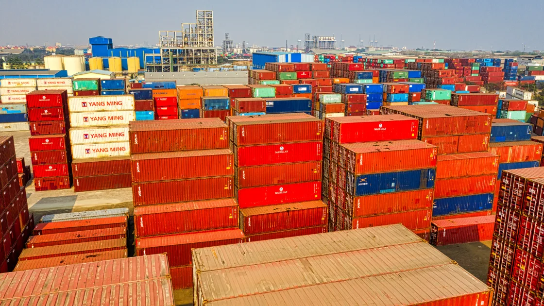 Open Top Container Adalah: Ukuran, Kode ISO & Cara Muat